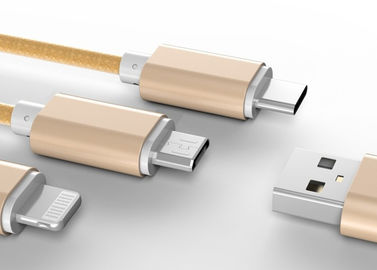 China Bunte 3 in 1 Ionenladegerät USBs Li mit Art C/Kabel des Mikro-/8 Pin fournisseur